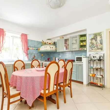 Apartment Apartments Dora *