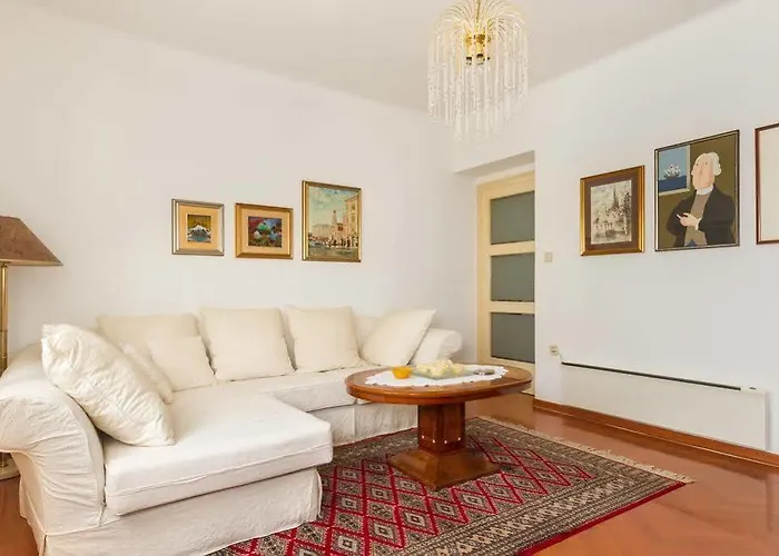 Apartments Dora Apartman