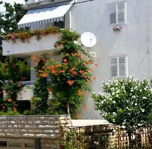 Apartments Dora Apartman Split