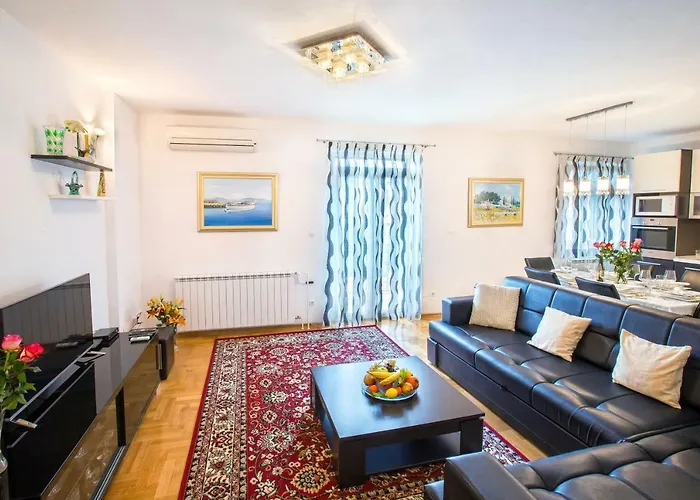 Apartments Dora Split