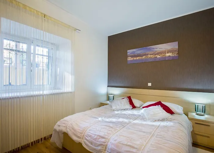 Apartments Dora Apartman Split